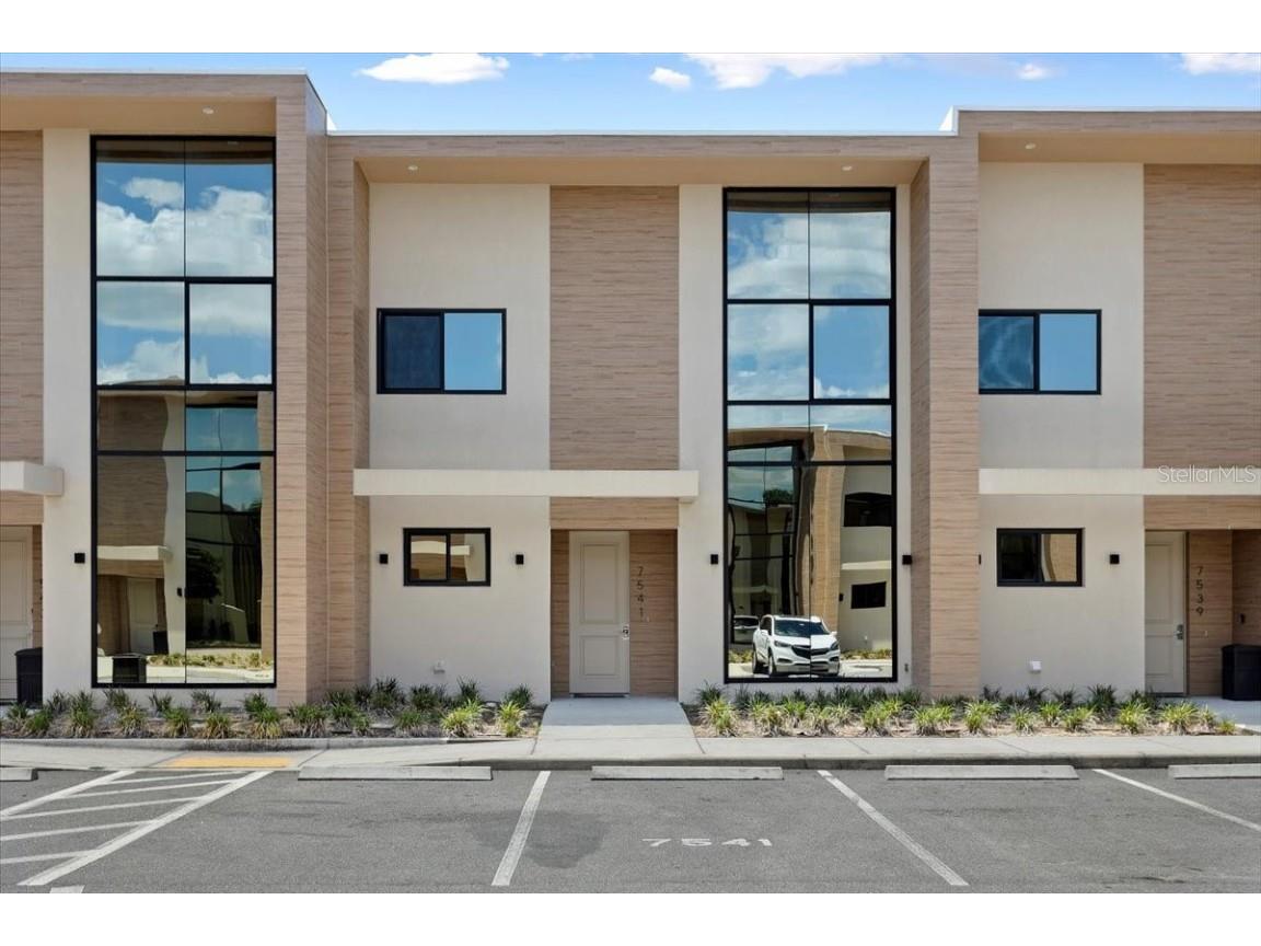 7541 Brooklyn Drive Kissimmee FL 34747 O6338037 image1