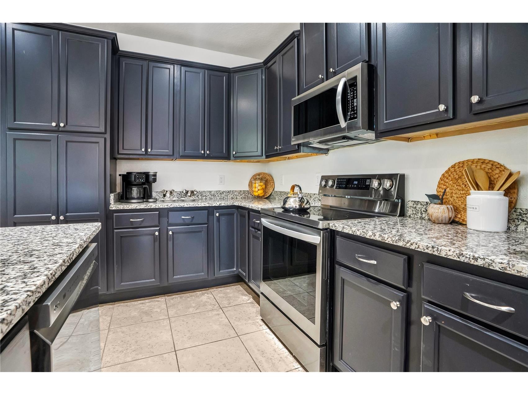 7542 Marker Avenue Kissimmee FL 34747 O6419127 image10