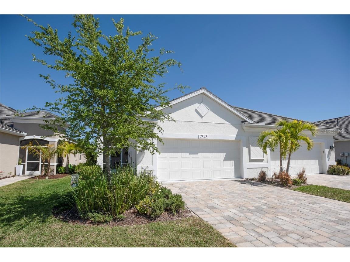 7543 Campus Cove Sarasota FL 34243 A4564172 image1