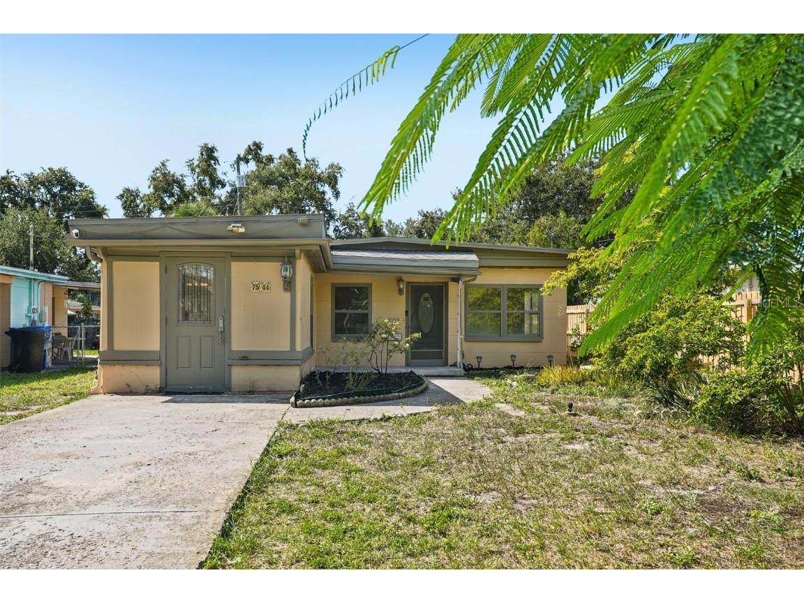 7544 37th Avenue N Saint Petersburg FL 33710 TB8431465 image1