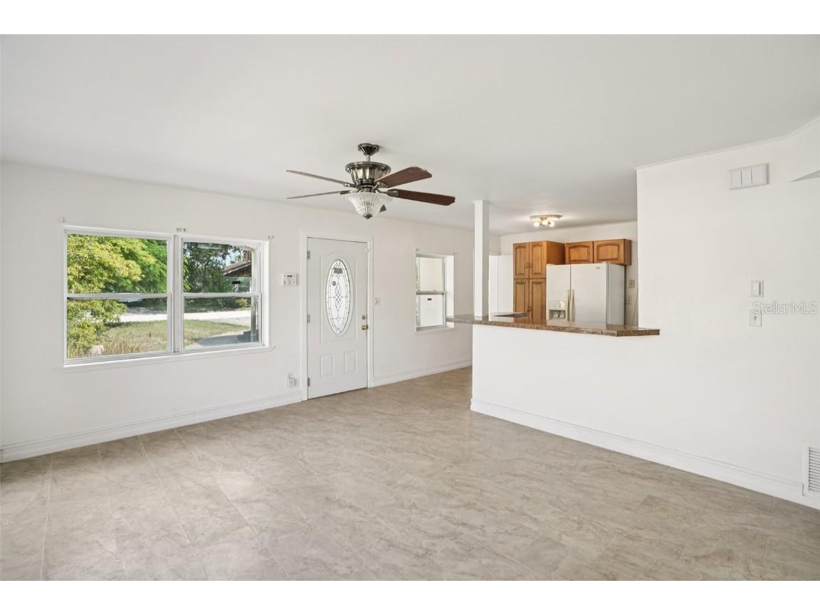 7544 37th Avenue N Saint Petersburg FL 33710 TB8431465 image10