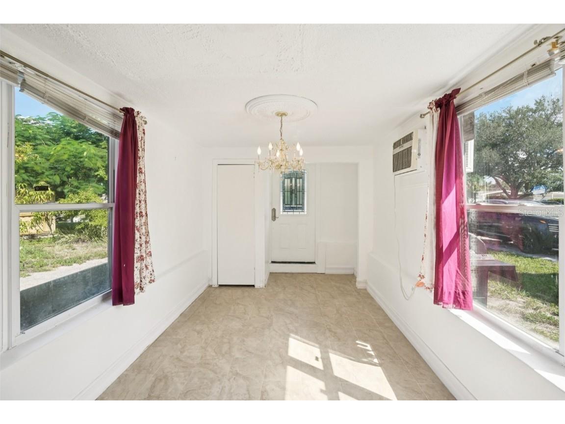 7544 37th Avenue N Saint Petersburg FL 33710 TB8431465 image15