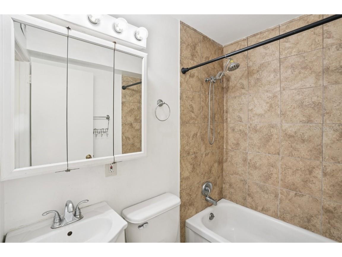 7544 37th Avenue N Saint Petersburg FL 33710 TB8431465 image22