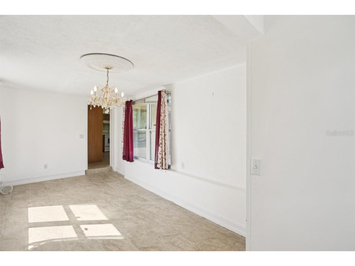 7544 37th Avenue N Saint Petersburg FL 33710 TB8431465 image8