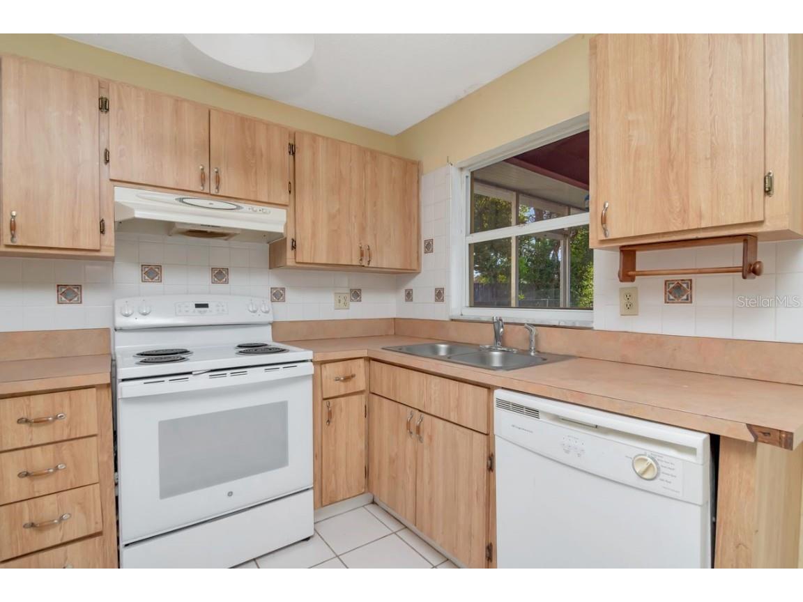 7544 Humboldt Avenue New Port Richey FL 34655 TB8454523 image10