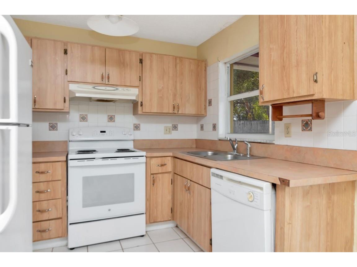 7544 Humboldt Avenue New Port Richey FL 34655 TB8454523 image11