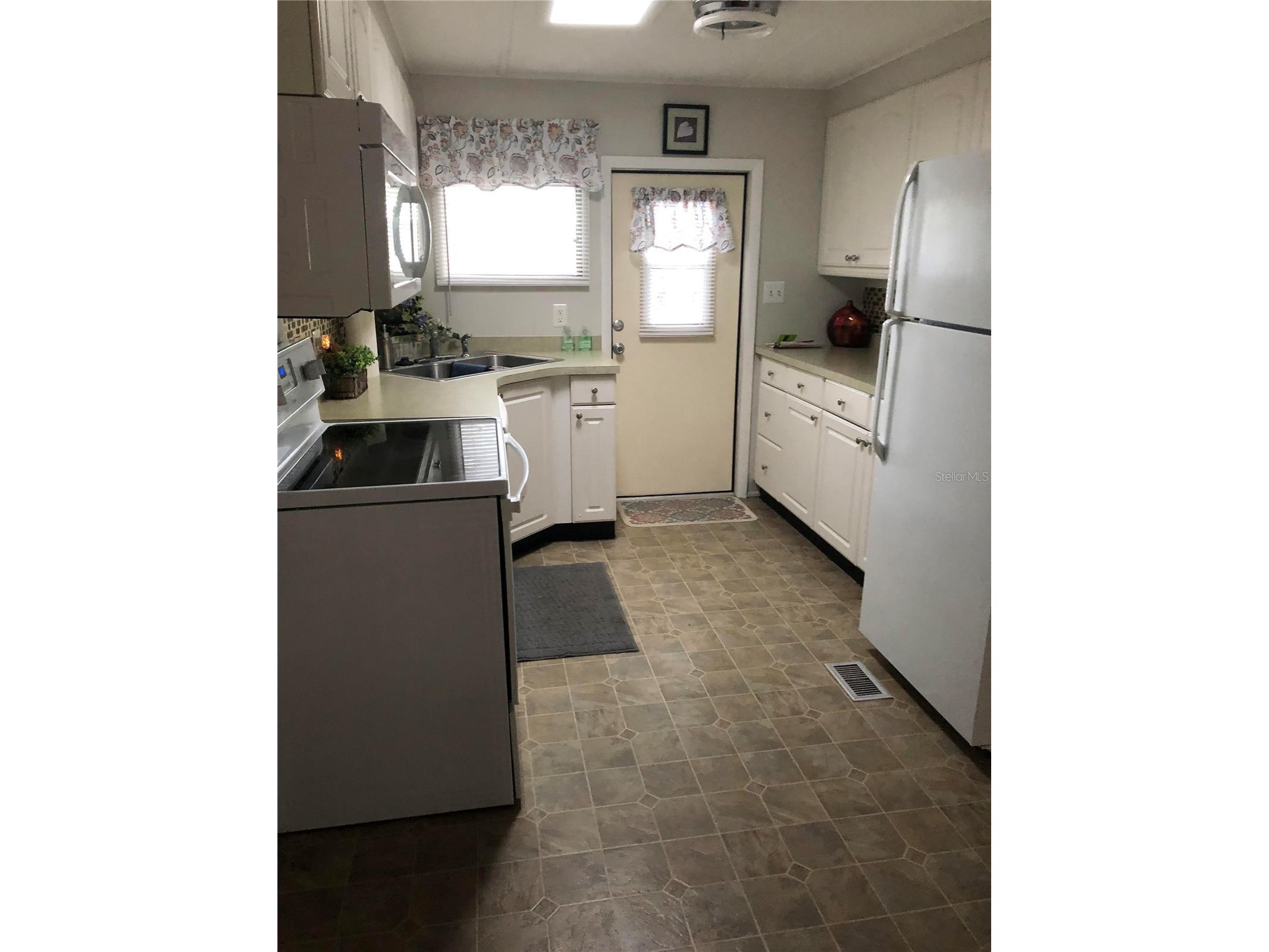 7545 First Circle Drive Brooksville FL 34613 TB8526325 image8