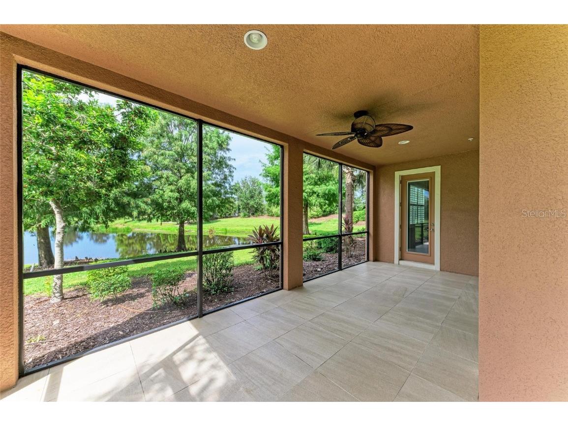 7546 Divot Loop Lakewood Ranch FL 34202 A4665267 image4