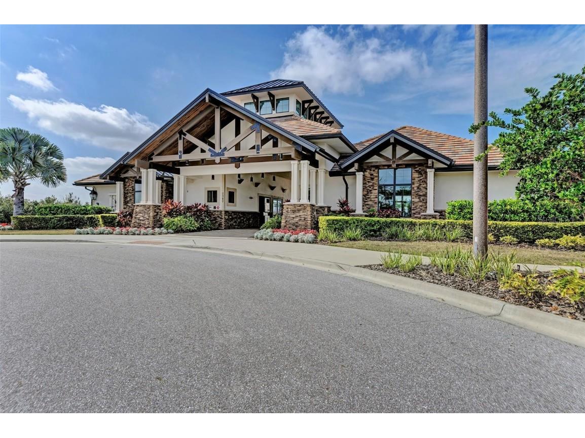 7546 Divot Loop Lakewood Ranch FL 34202 A4665267 image67