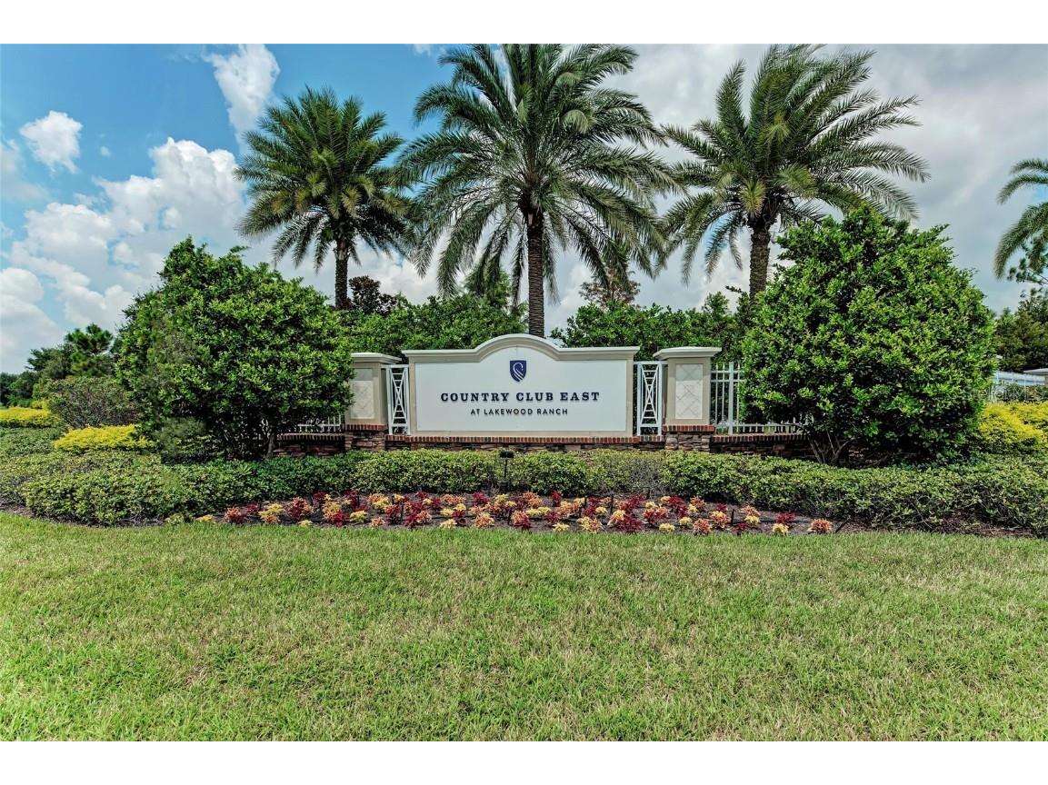 7546 Divot Loop Lakewood Ranch FL 34202 A4665267 image71