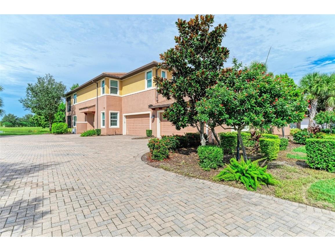 7546 Divot Loop Lakewood Ranch FL 34202 A4665267 image8