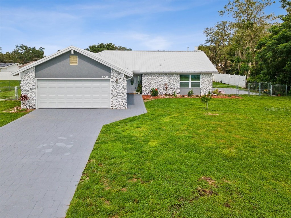7547 Landmark Drive Spring Hill FL 34606 W7866478 image1