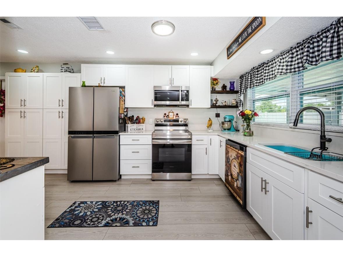 7547 Landmark Drive Spring Hill FL 34606 TB8452399 image3