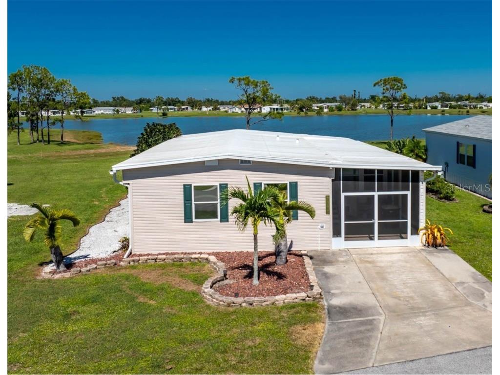 7548 Ratan Circle Port Charlotte FL 33981 - BUTTERFORD WATERWAY C7516439 image1