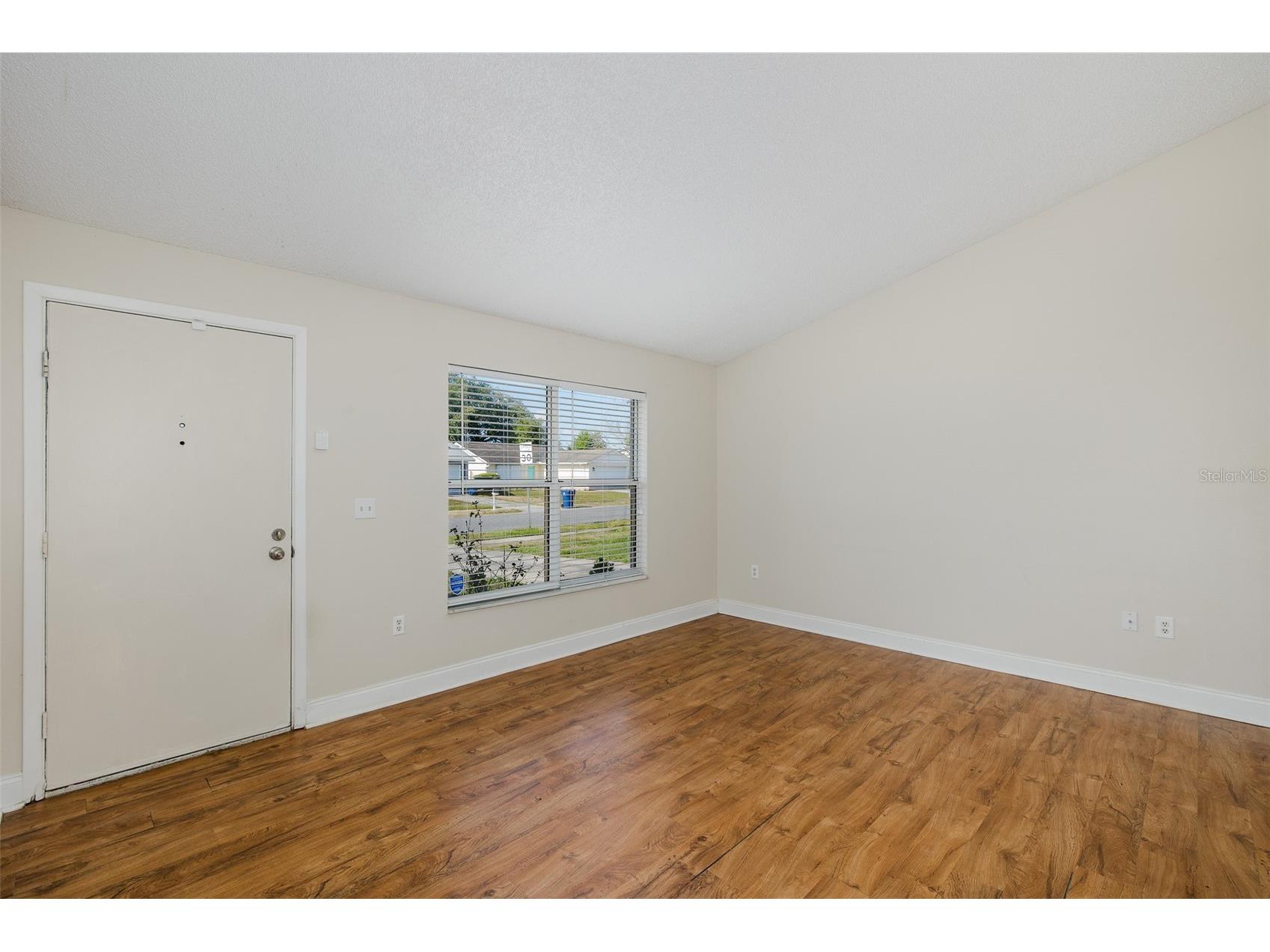 7549 Ivory Terrace New Port Richey FL 34655 W7885272 image5