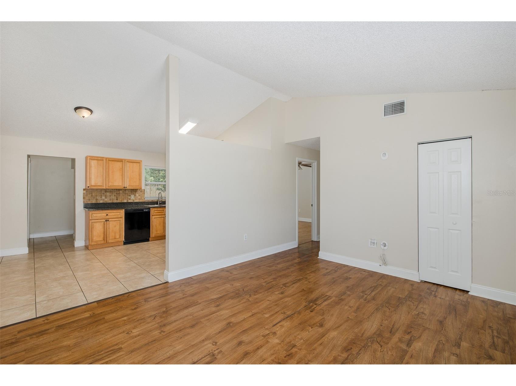 7549 Ivory Terrace New Port Richey FL 34655 W7885272 image6