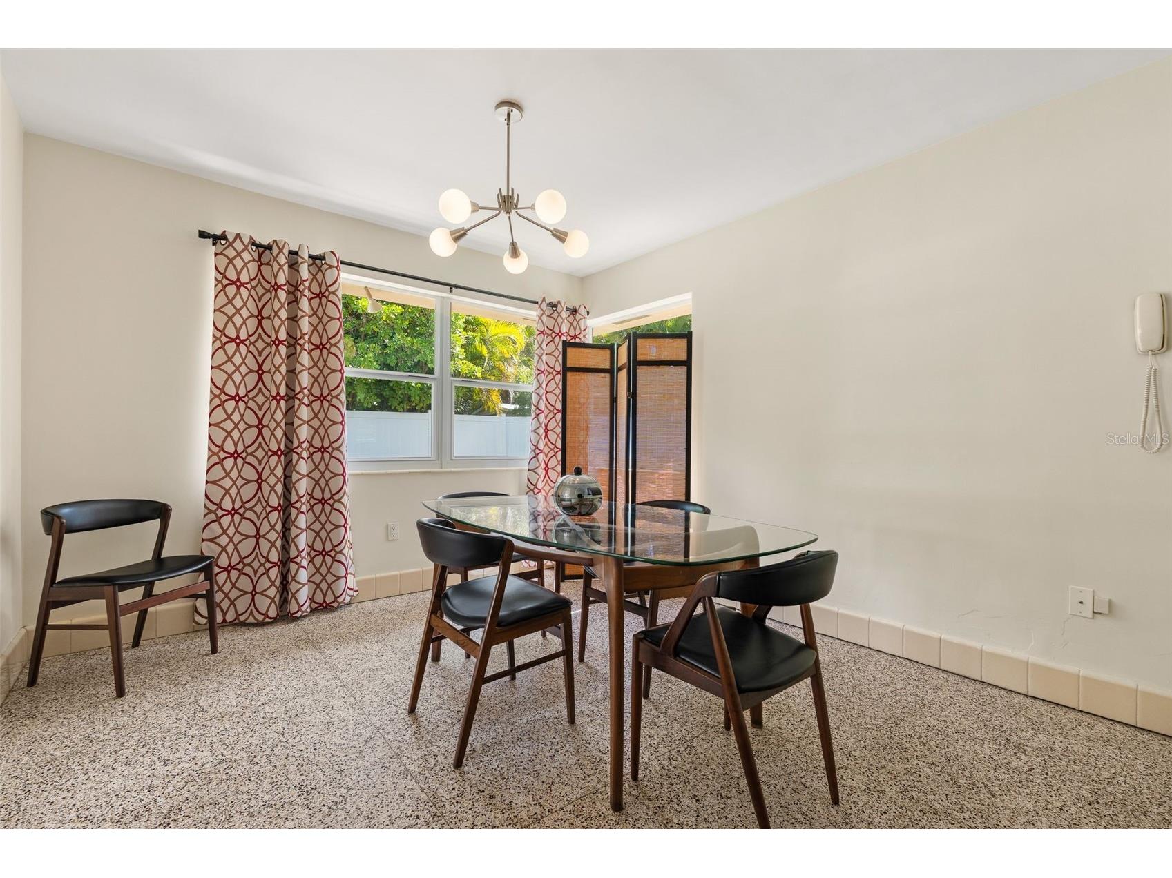 7549 Westmoreland Drive Sarasota FL 34243 A4684919 image17