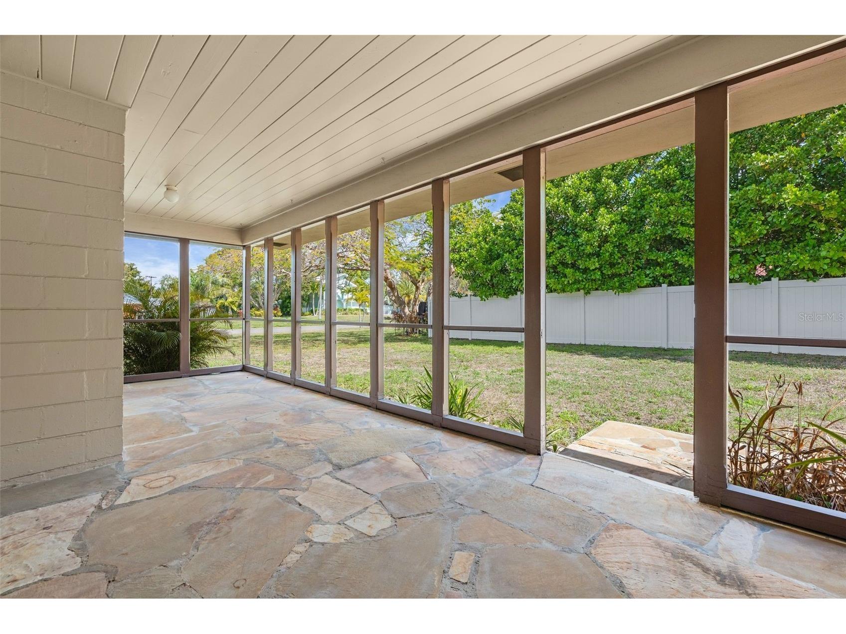 7549 Westmoreland Drive Sarasota FL 34243 A4684919 image28