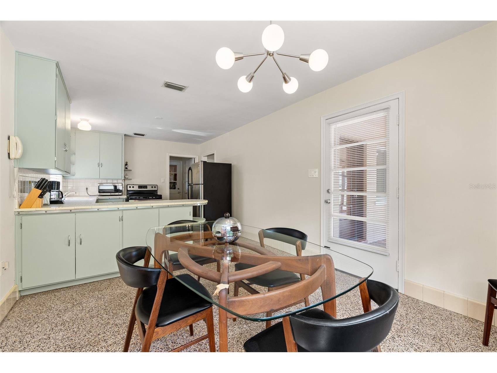 7549 Westmoreland Drive Sarasota FL 34243 A4684919 image9