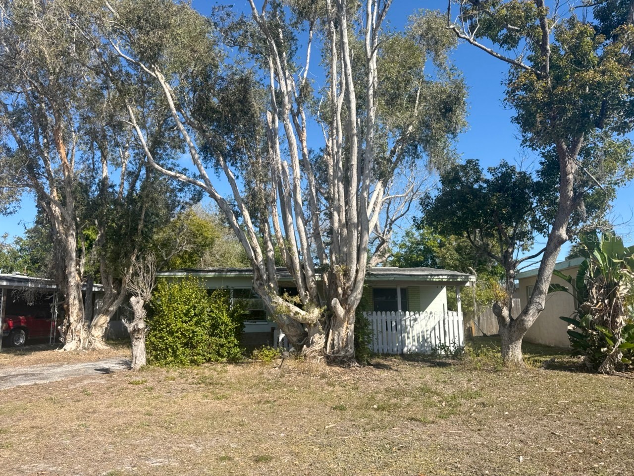 755 75th Avenue N Saint Petersburg FL 33702 TB8488450 image1