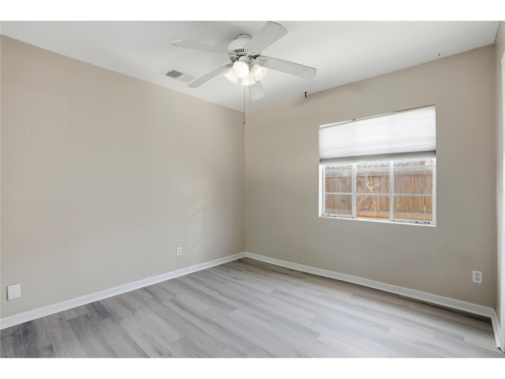 755 Alamanda Way S Saint Petersburg FL 33705 TB8491293 image15