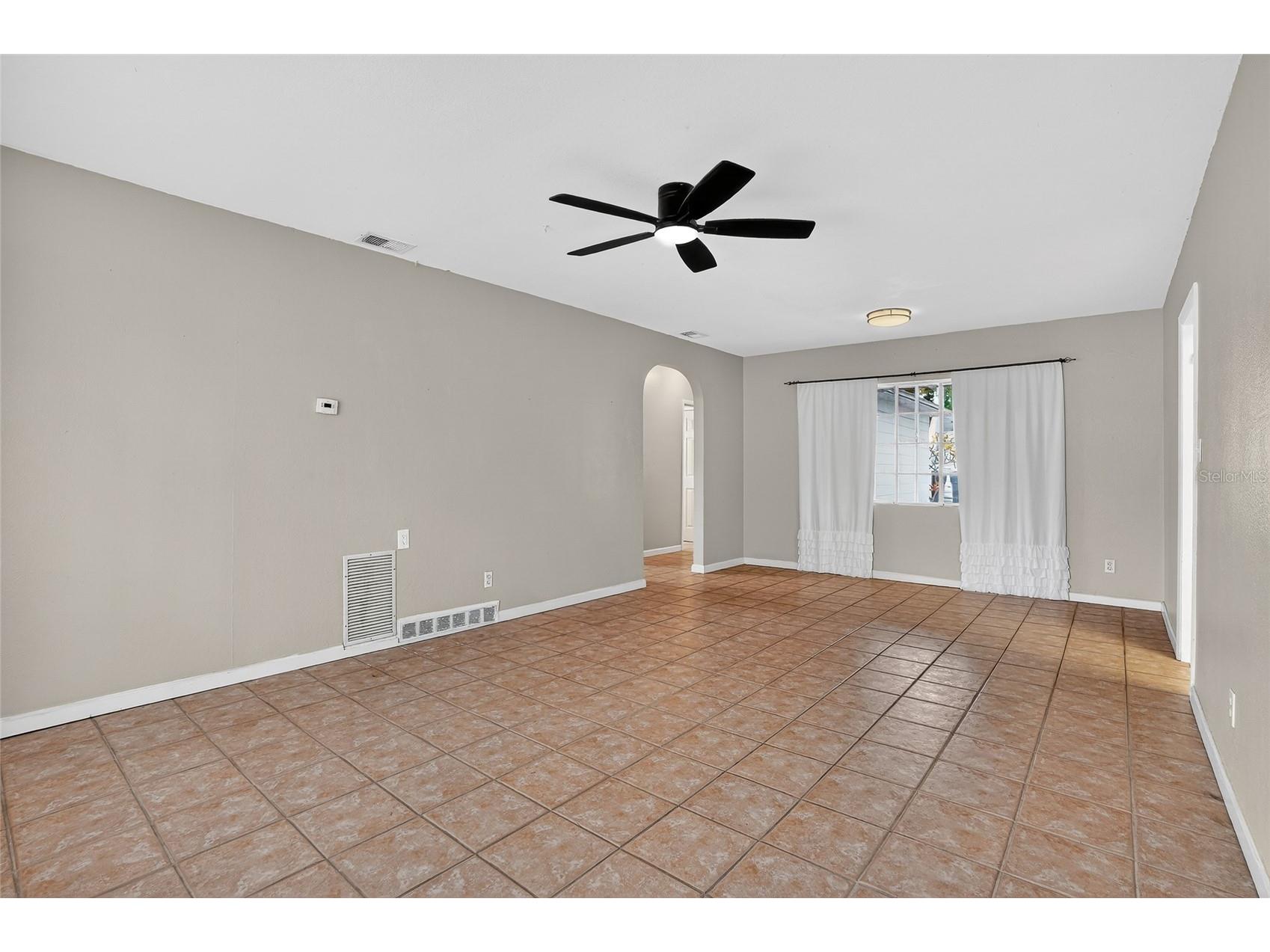 755 Alamanda Way S Saint Petersburg FL 33705 TB8491293 image9