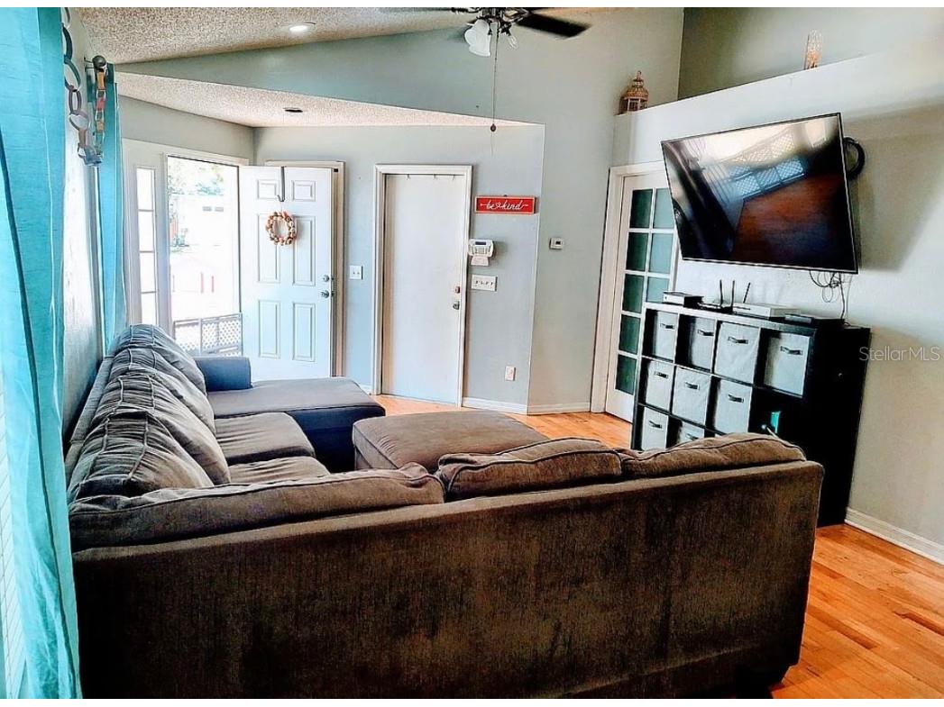 755 Cape Cod Circle Valrico FL 33594 TB8455233 image3