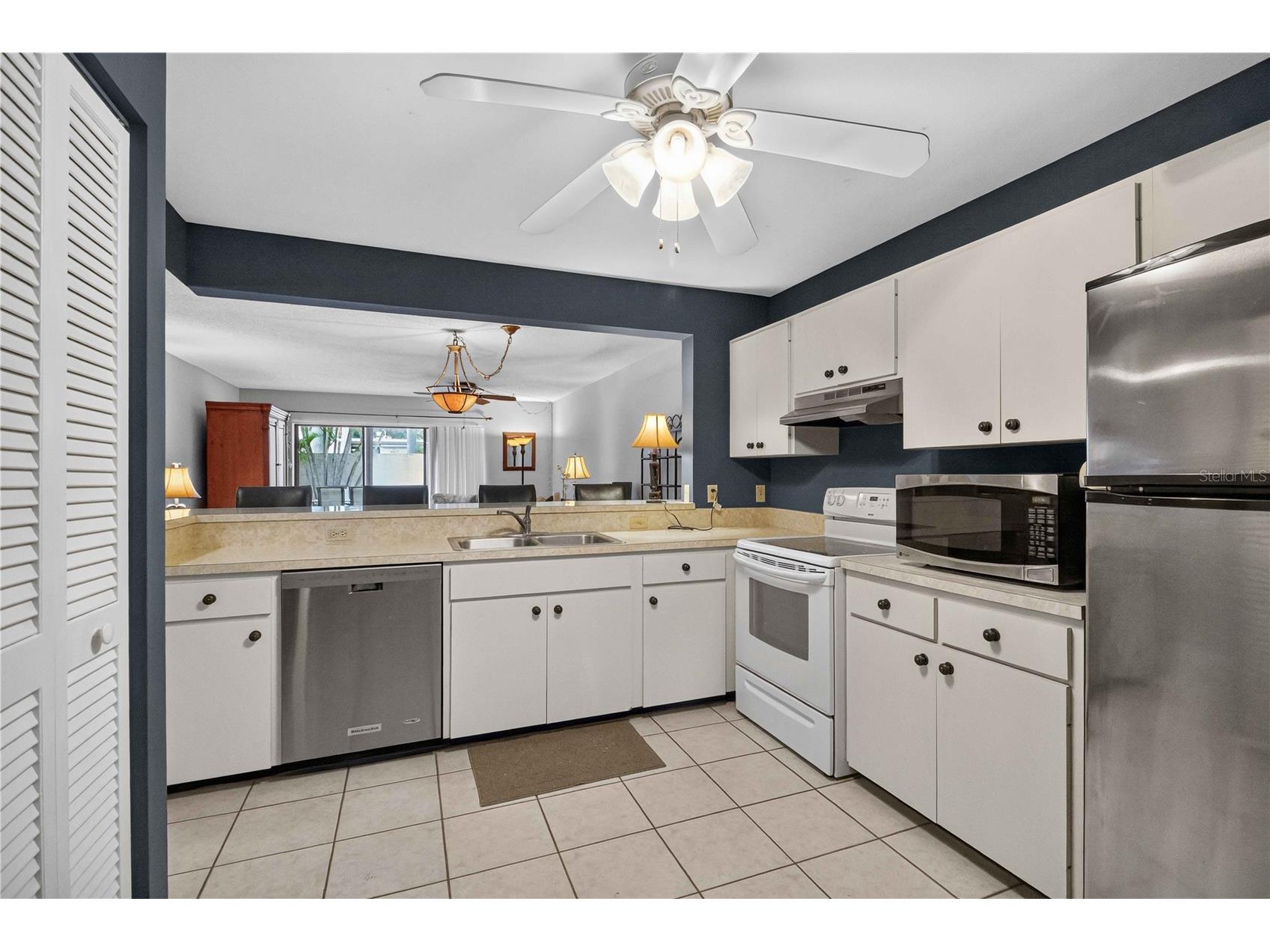 755 Oakview Drive Bradenton FL 34210 A4699426 image13