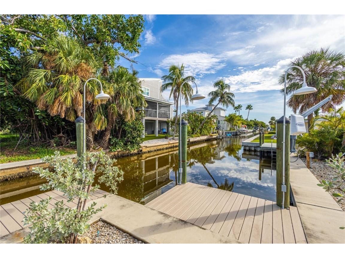 755 Saint Judes Drive N Longboat Key FL 34228 A4661483 image21