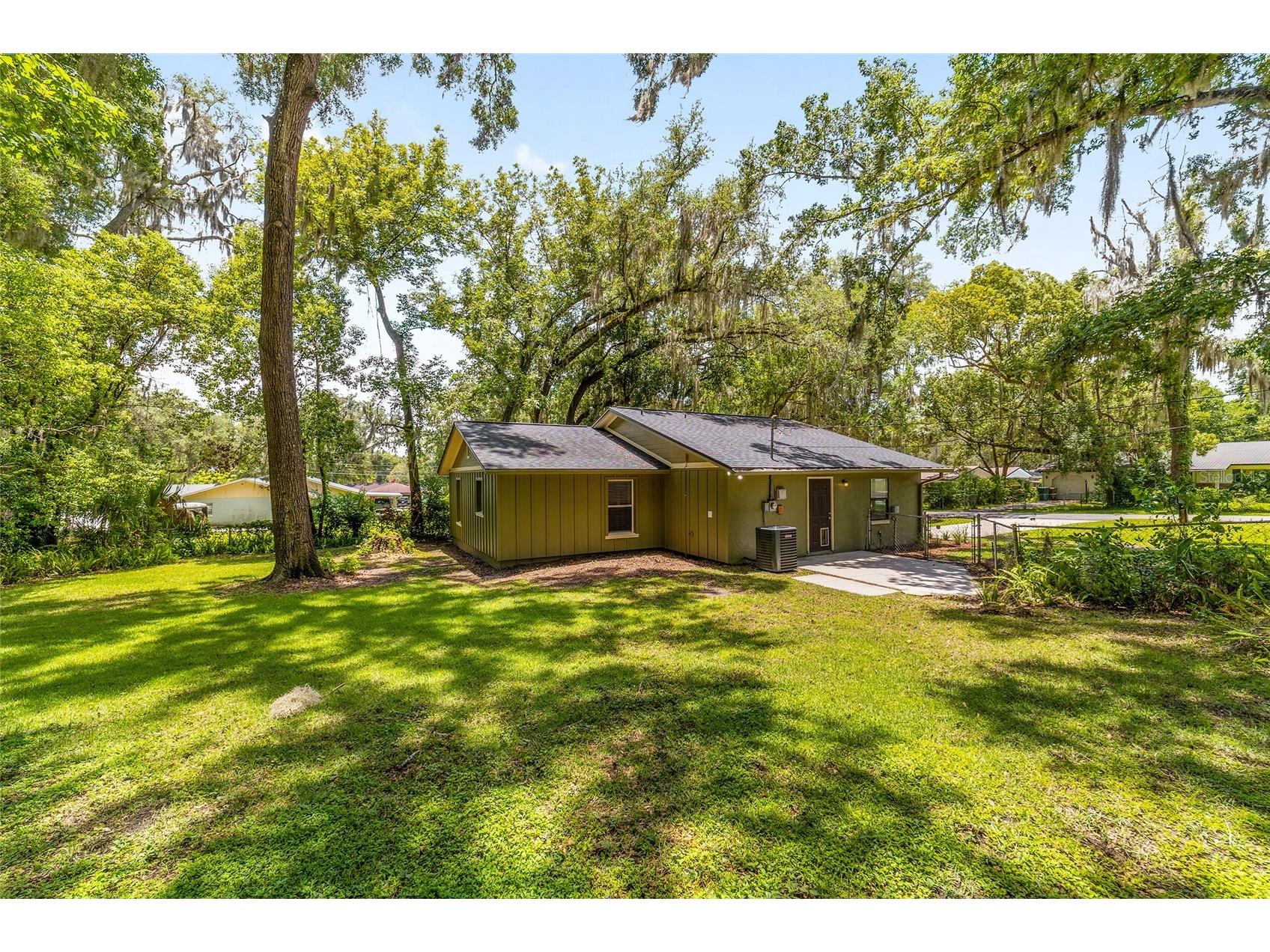 755 SE 29th Terrace Ocala FL 34471 OM726988 image8