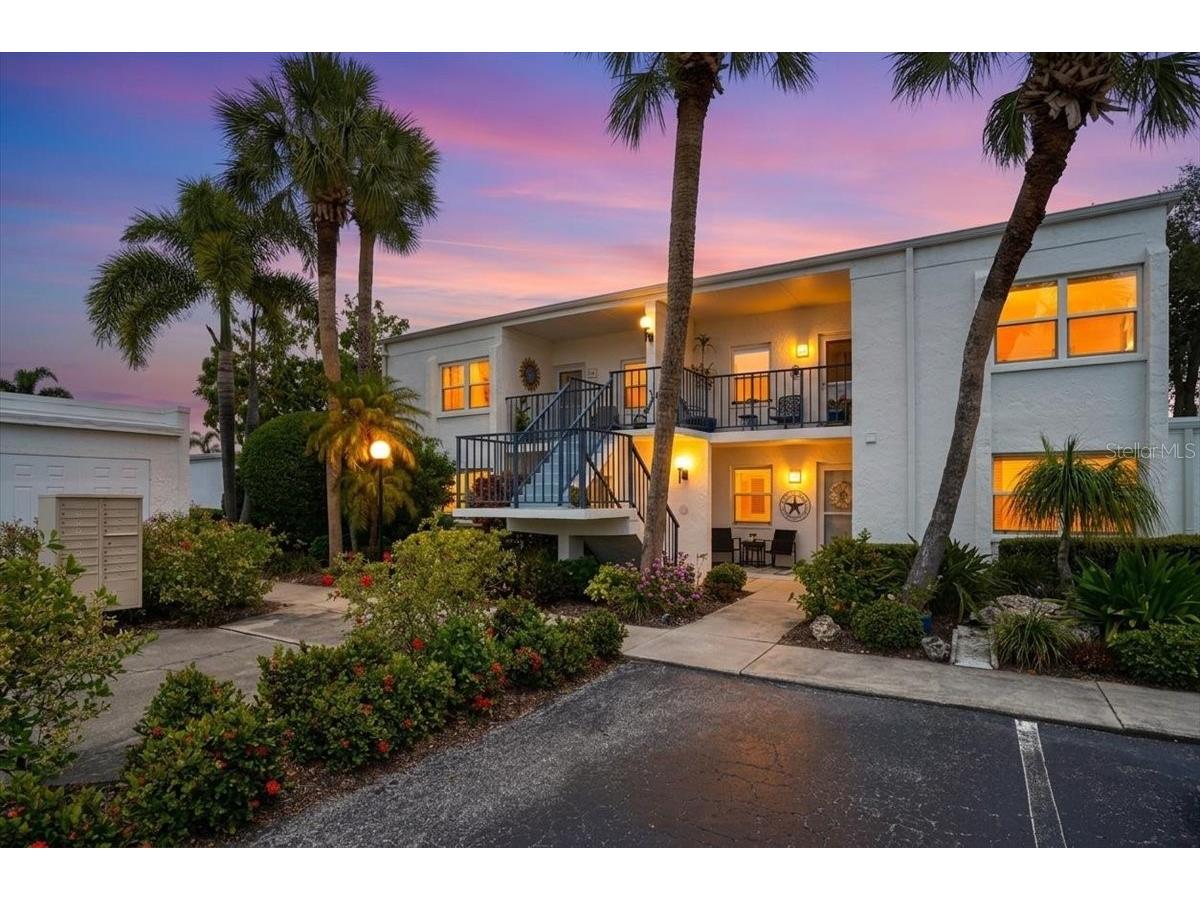 755 Village Circle #203 Venice FL 34292 A4690215 image1