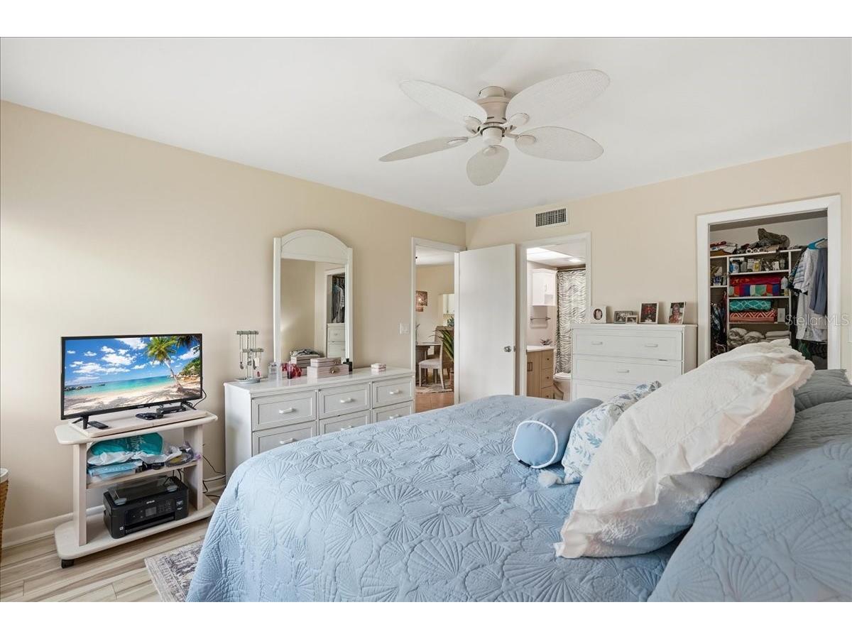 755 Village Circle #203 Venice FL 34292 A4690215 image20