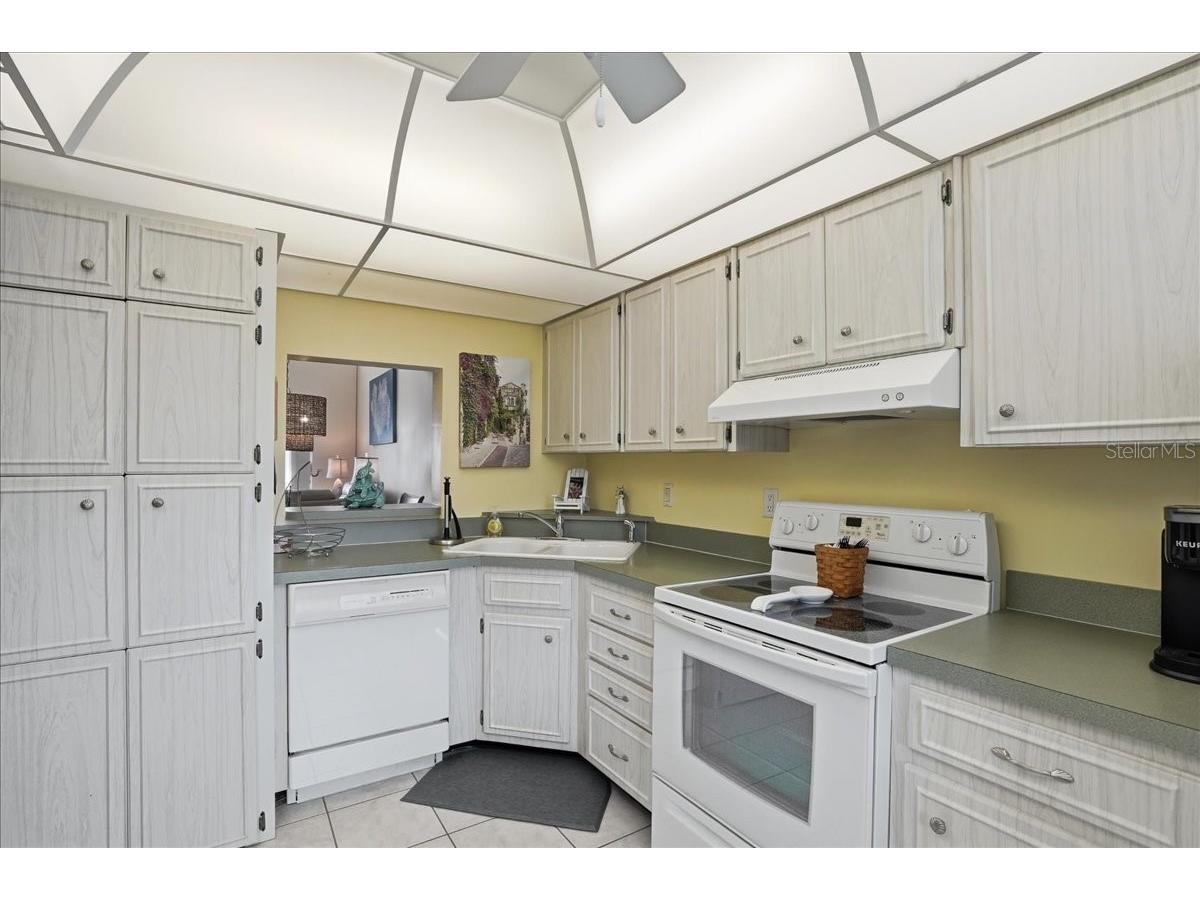 755 Village Circle #203 Venice FL 34292 A4690215 image28