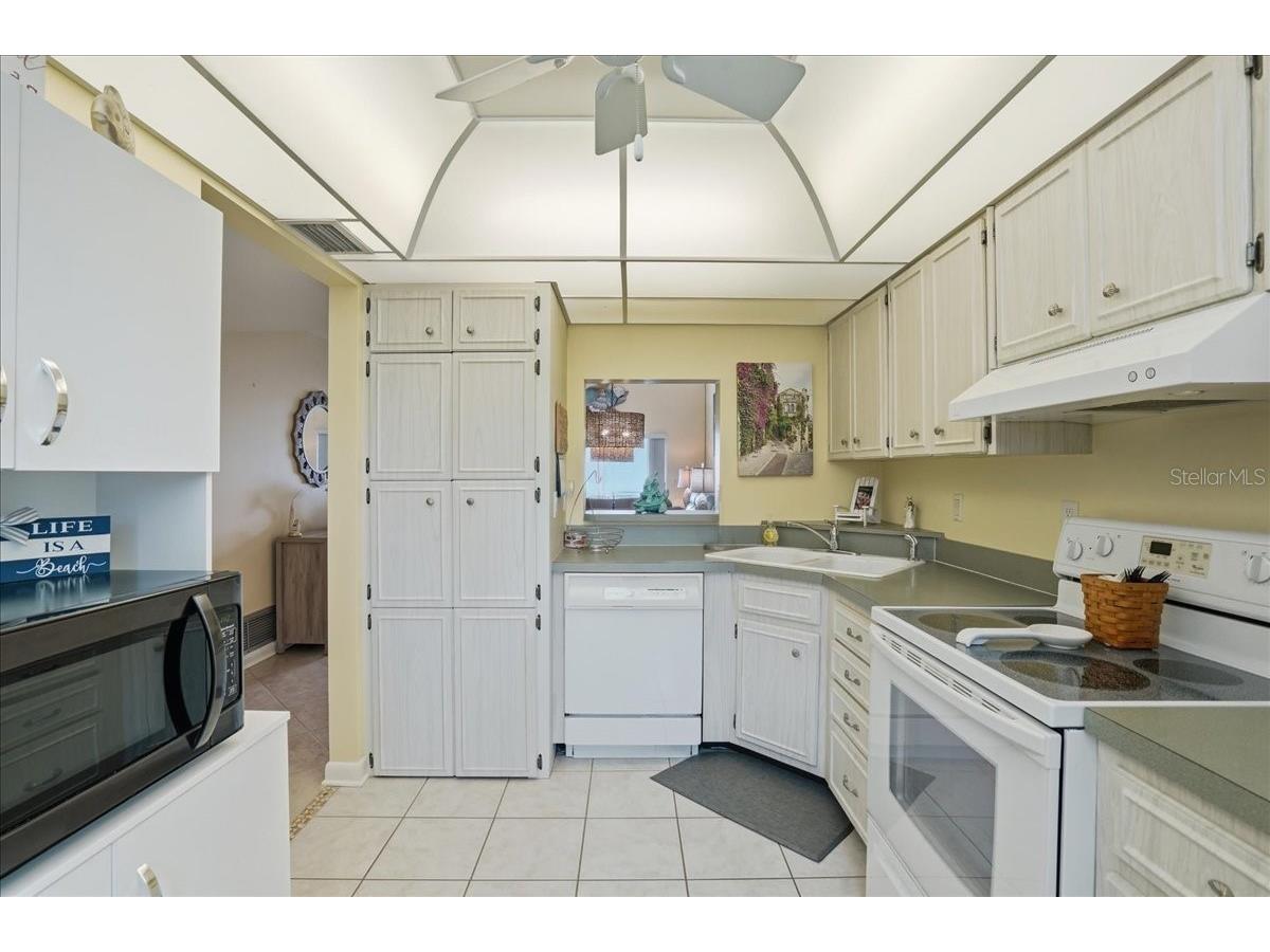 755 Village Circle #203 Venice FL 34292 A4690215 image29