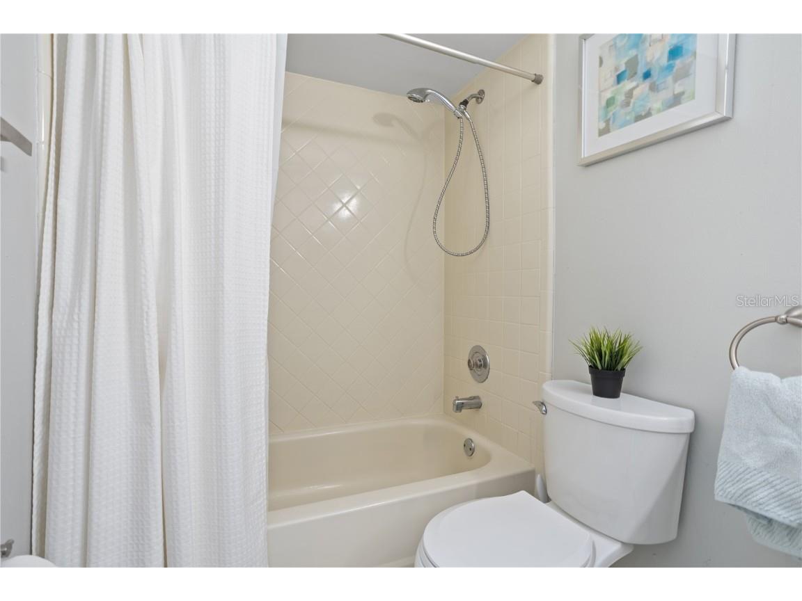 7550 Herricks Loop Orlando FL 32835 O6362227 image28