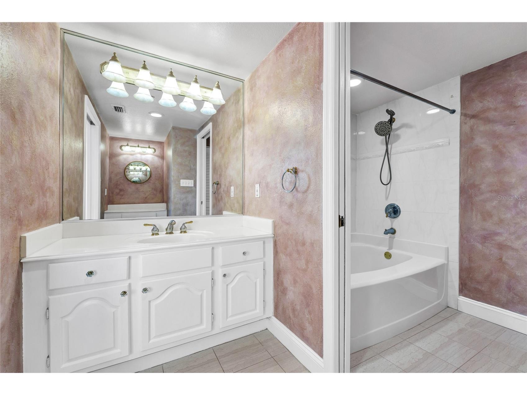 7550 Hinson Street #10A Orlando FL 32819 - Spring Lake O6375780 image16