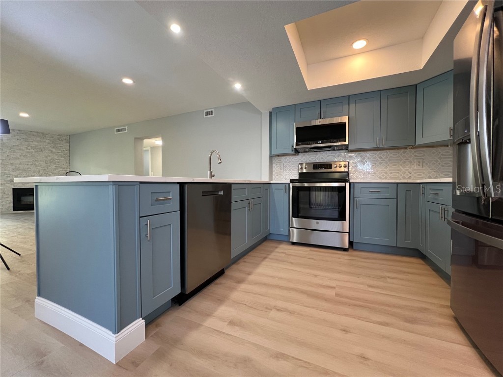 7550 Sunshine Skyway Lane S #P11 Saint Petersburg FL 33711 S5139019 image6