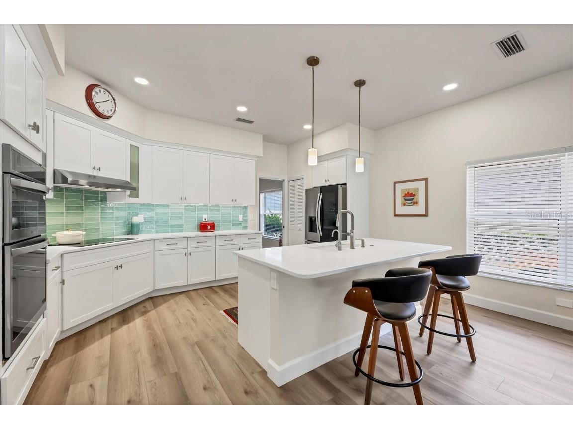 7551 Calle Facil Sarasota FL 34238 A4666773 image13