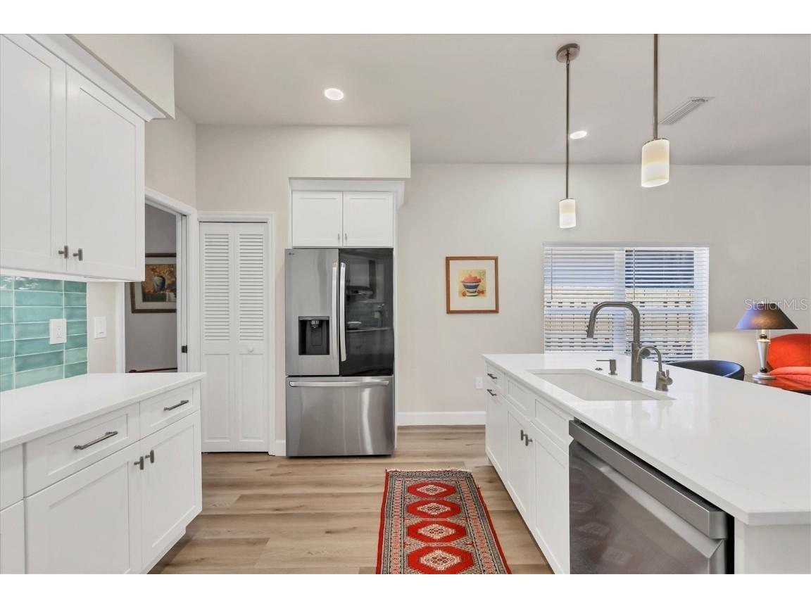 7551 Calle Facil Sarasota FL 34238 A4666773 image14