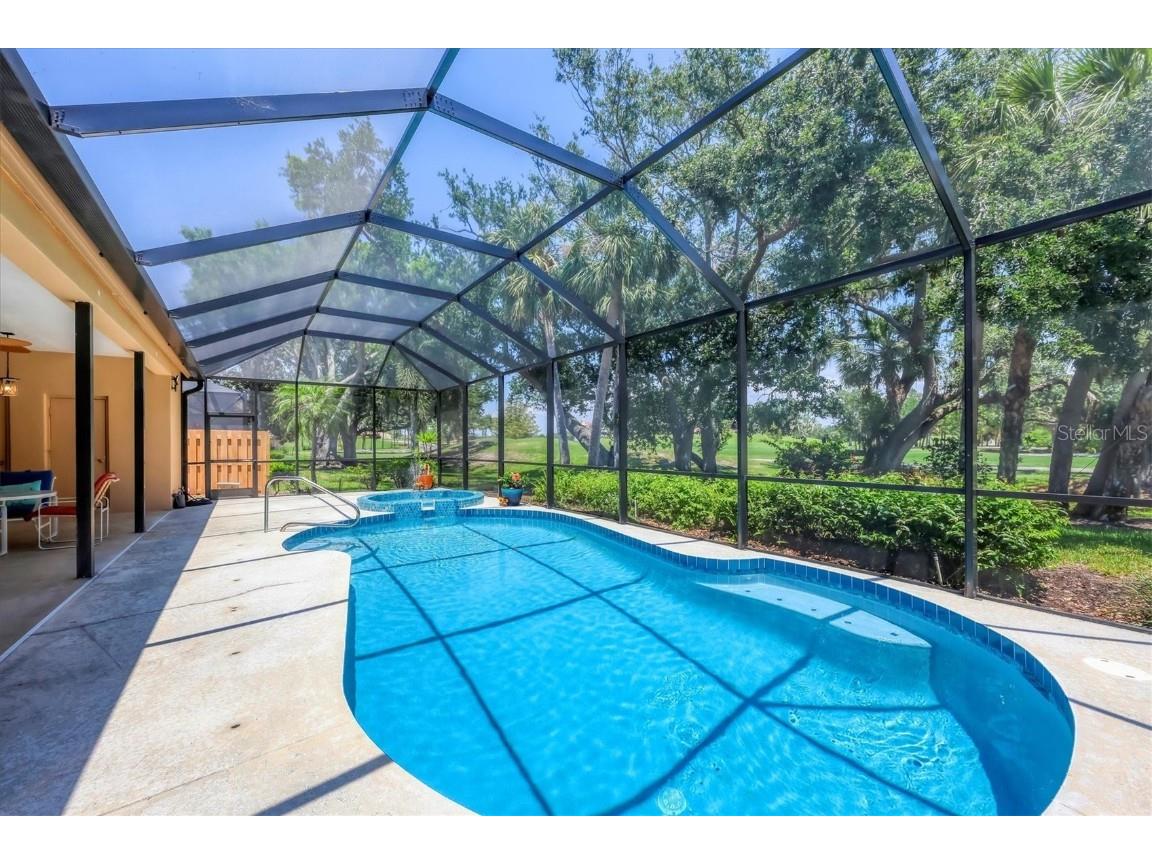 7551 Calle Facil Sarasota FL 34238 A4666773 image2