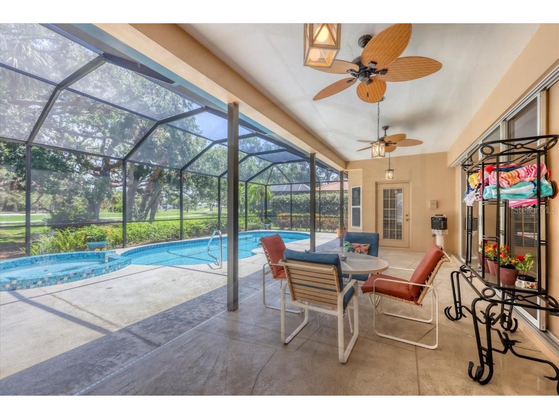 7551 Calle Facil Sarasota FL 34238 A4666773 image39