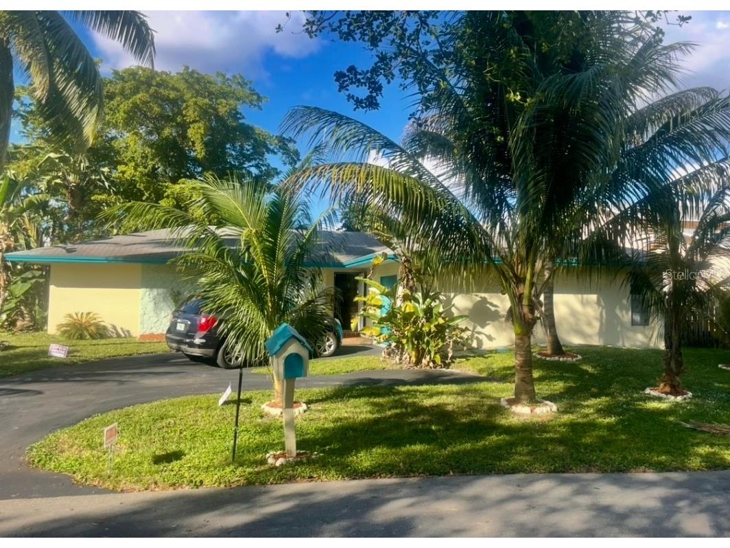 7551 SW 42nd Place Davie FL 33314 O6334582 image1