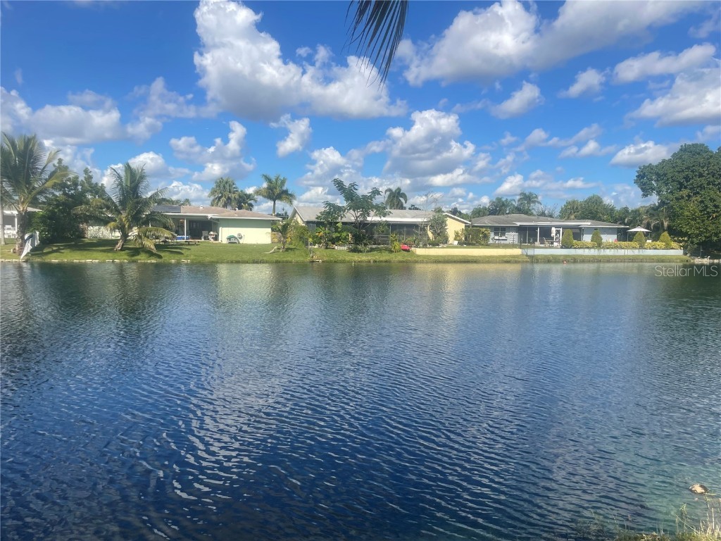 7551 SW 42nd Place Davie FL 33314 O6334582 image7