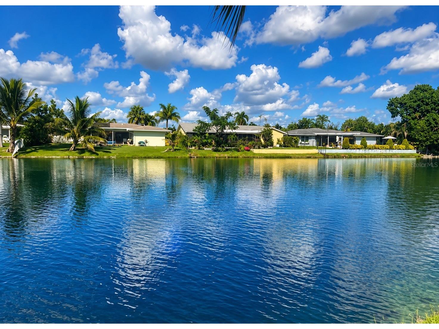 7551 SW 42nd Place Davie FL 33314 O6409135 image2