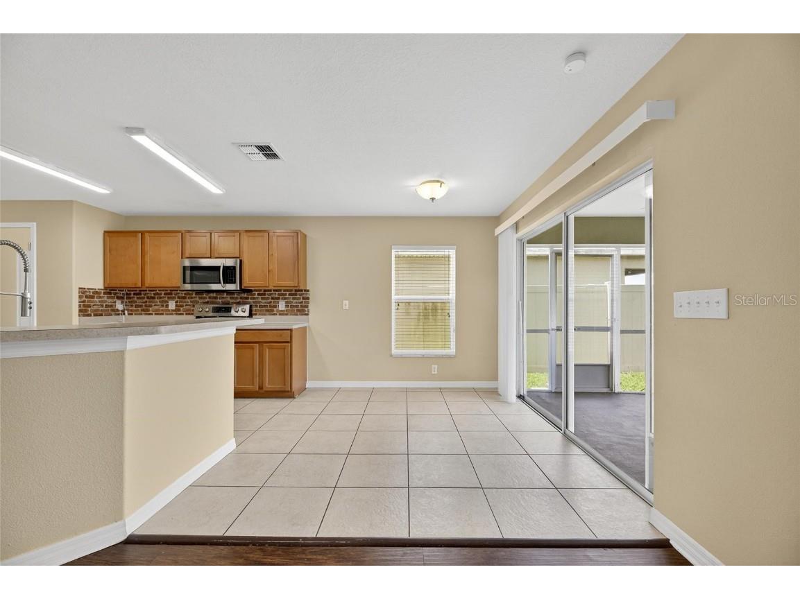 7552 Maroon Peak Drive Ruskin FL 33573 TB8425658 image18