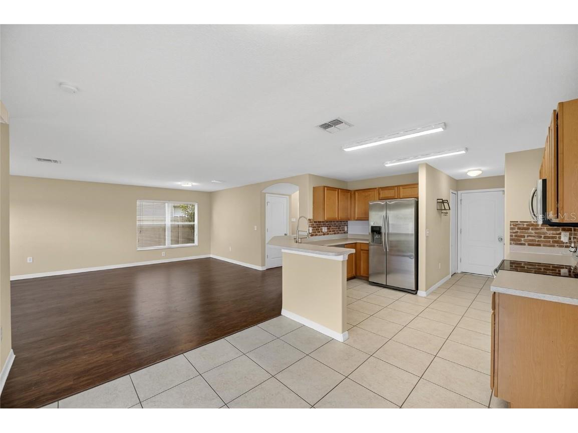 7552 Maroon Peak Drive Ruskin FL 33573 TB8425658 image20