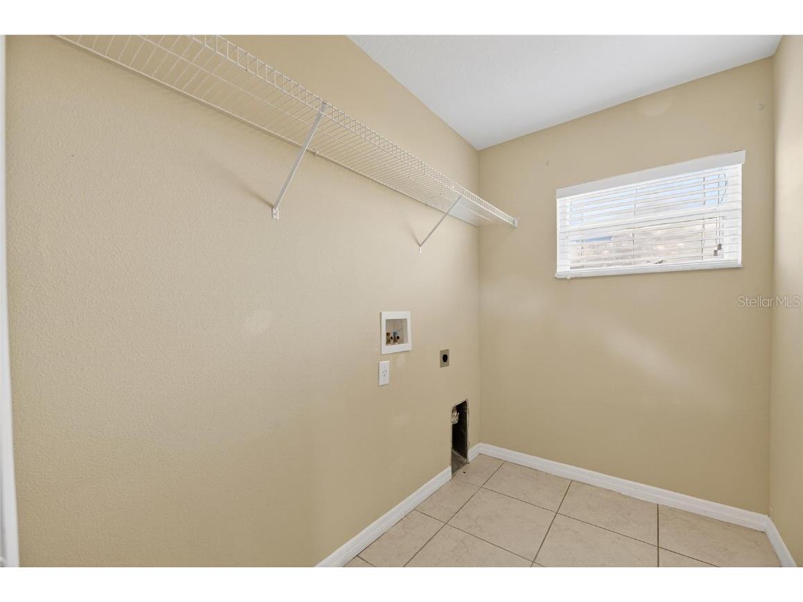 7552 Maroon Peak Drive Ruskin FL 33573 TB8425658 image35