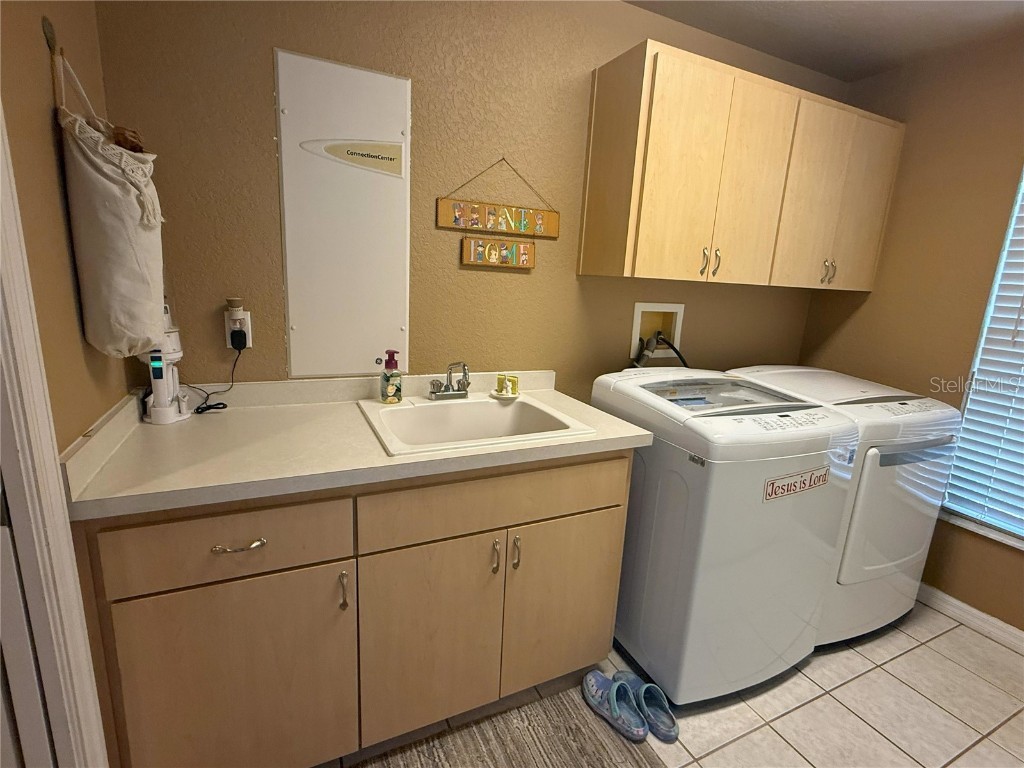 7552 River Country Drive Weeki Wachee FL 34607 W7876892 image45