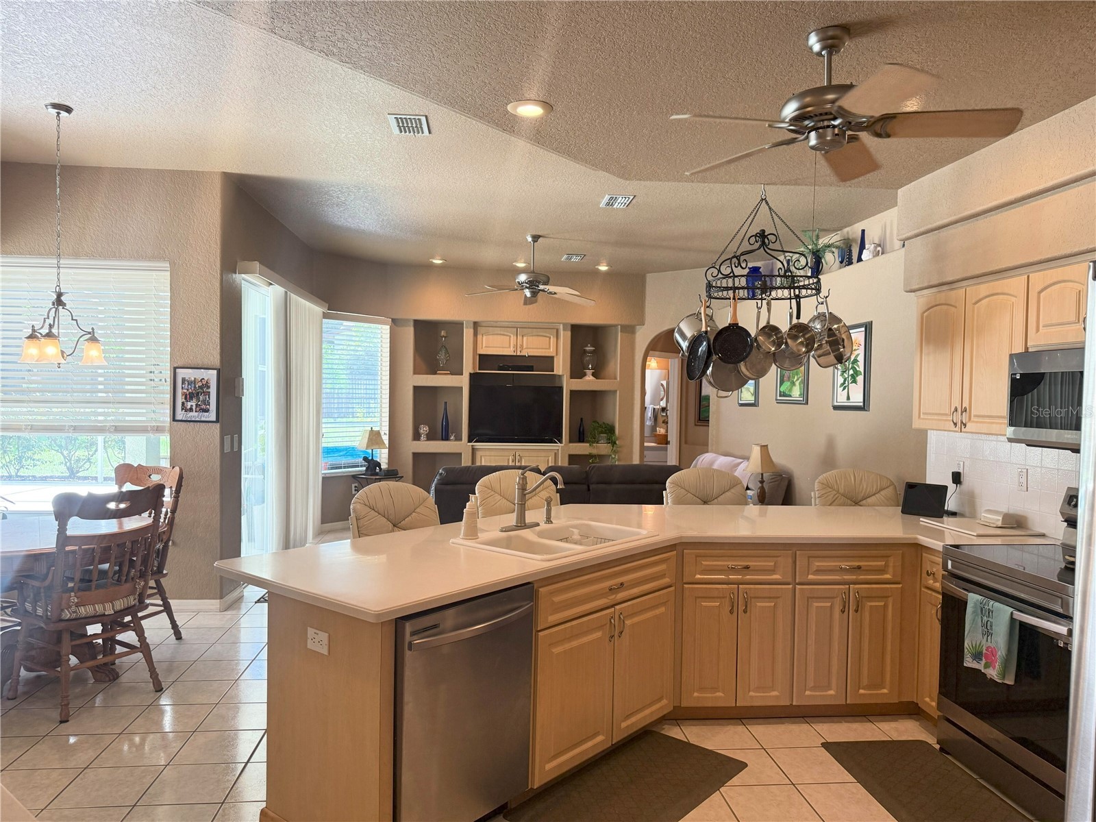 7552 River Country Drive Weeki Wachee FL 34607 W7887733 image13