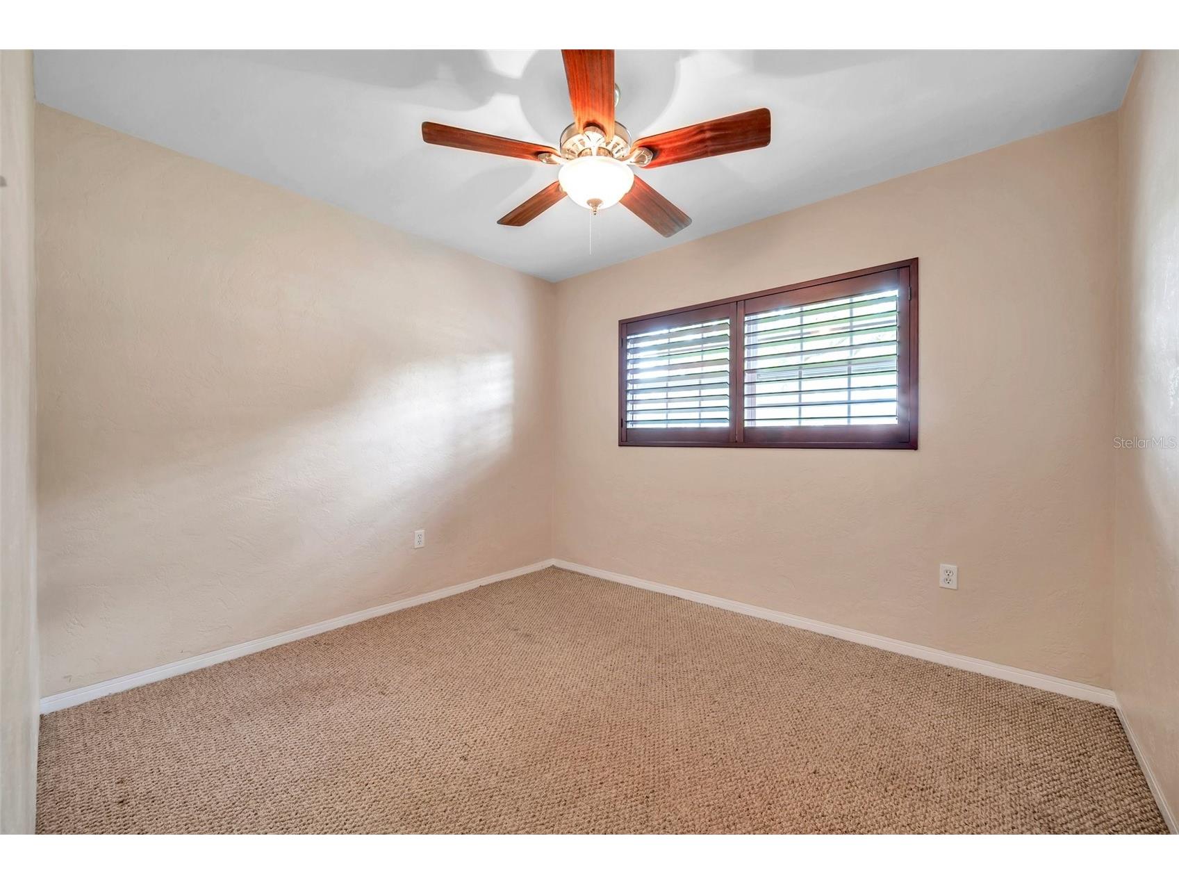 7555 19th Avenue N Saint Petersburg FL 33710 TB8516503 image15